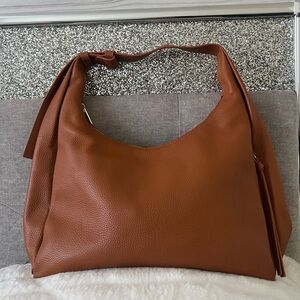 Tote Le Monde Brown Leather Bag
